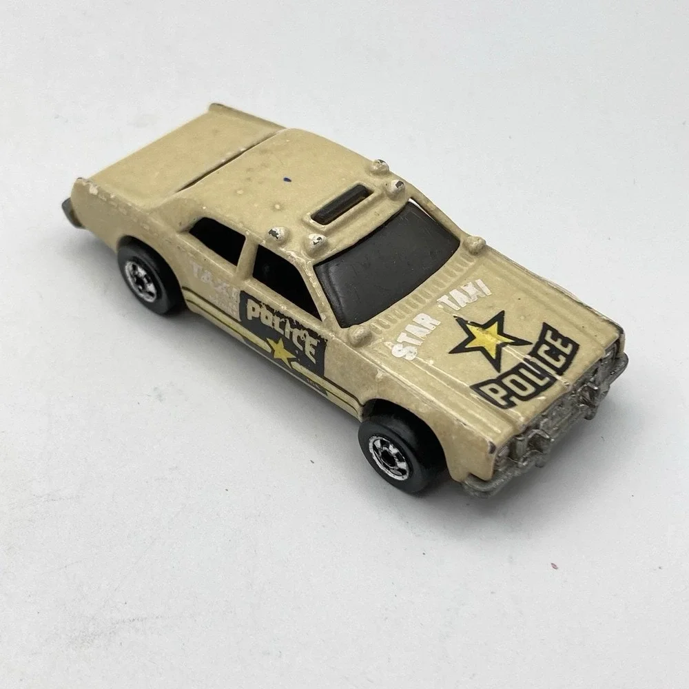 Vtg Hot Wheels & Die-Cast Vehicle – 1970s / 1980s Era Sharkruiser Truck / Lot #5